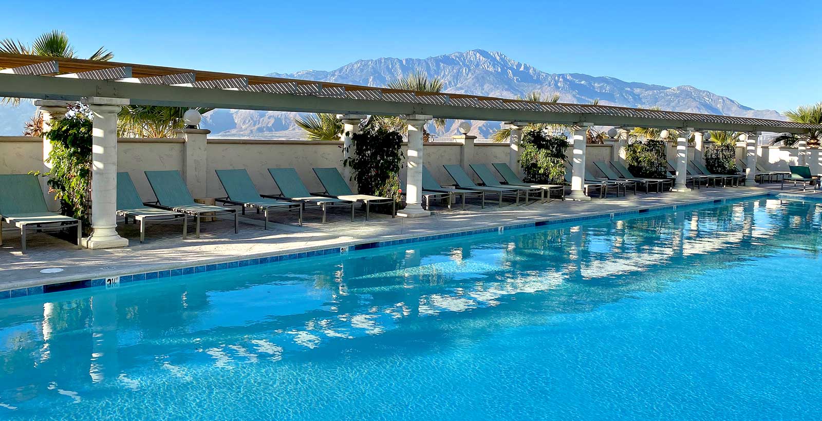 Mineral Pool at Azure Palm Hot Springs and view of Mt San Jacinto